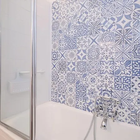 Tuscolana White شقة *